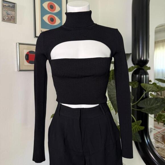 superdown Tops - Revolve Superdown Women's Black Cut Out Crop Top